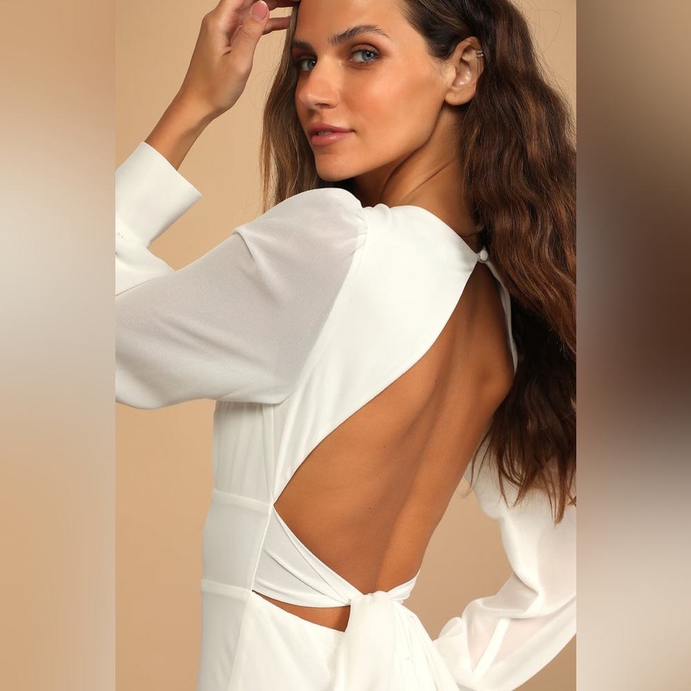 Lulus - Talk About Divine White Long Sleeve Backless Maxi Dress (S/XL) - Picture 2 of 7